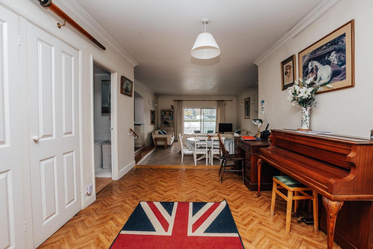 Water'S Edge Apartment Henley-on-Thames Екстериор снимка