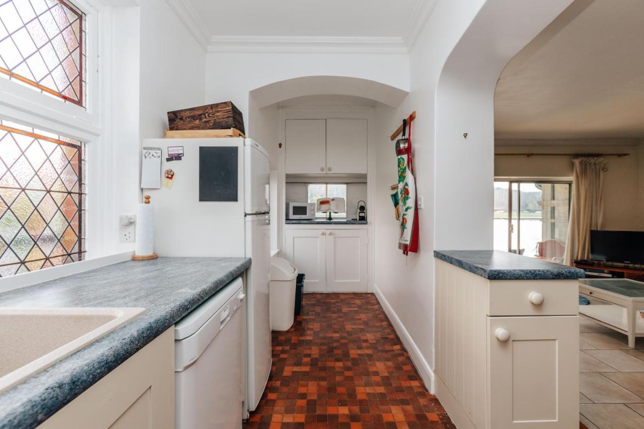 Water'S Edge Apartment Henley-on-Thames Екстериор снимка